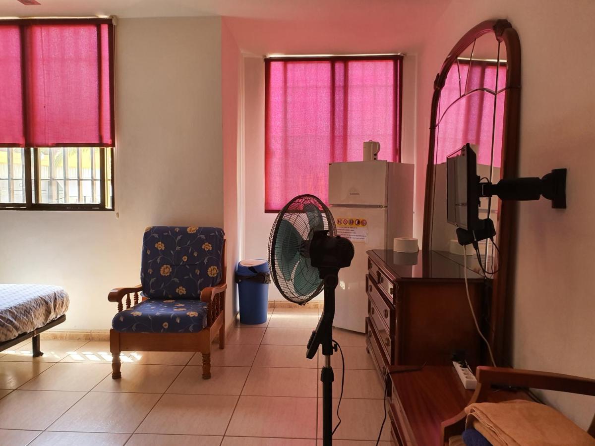 Doramas Private Rooms Shared Toilet Playa del Ingles  Exterior photo